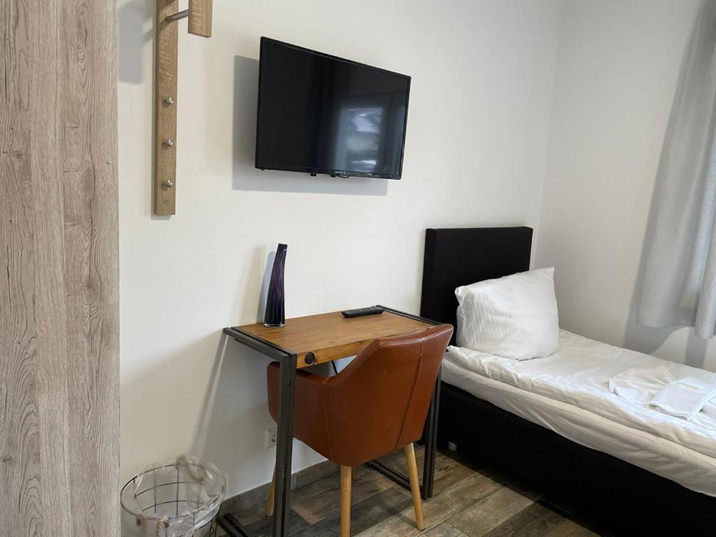 Gruener Baum Hotel Schömberg Екстериор снимка