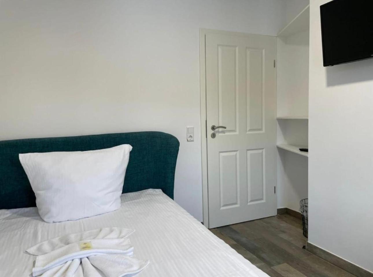 Gruener Baum Hotel Schömberg Екстериор снимка