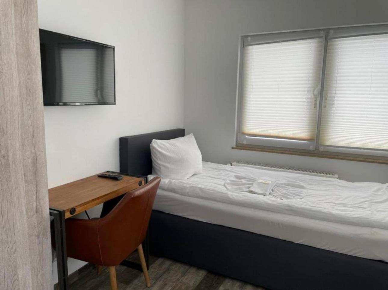 Gruener Baum Hotel Schömberg Екстериор снимка